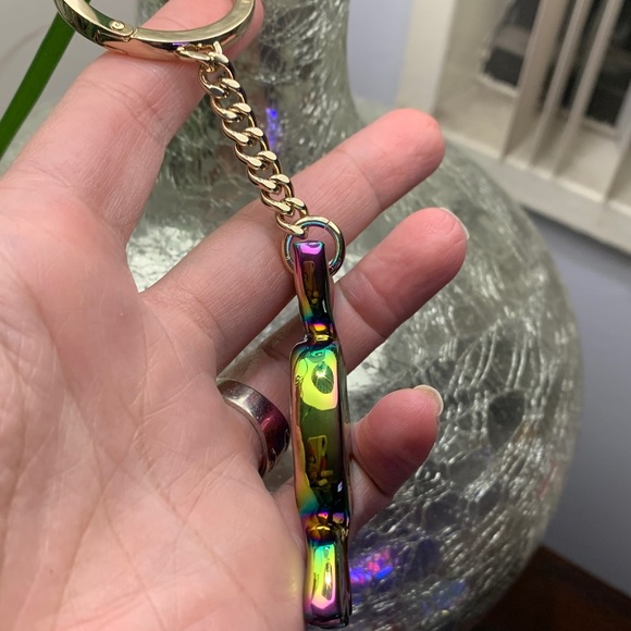 Last one⛔️Auth Kate Spade leather metallic crd/Key - Picture 4 of 15